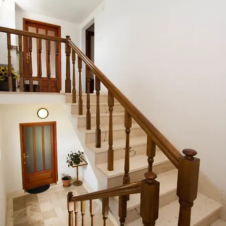 Apartments Bartul Sucuraj Exterior photo