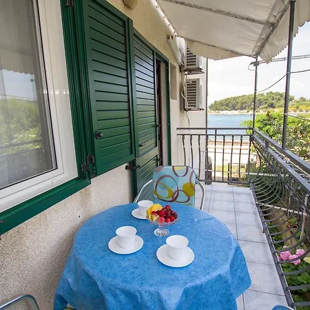 Apartments Bartul Sucuraj Exterior photo