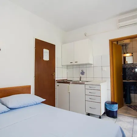 Apartments Bartul Sucuraj Exterior photo
