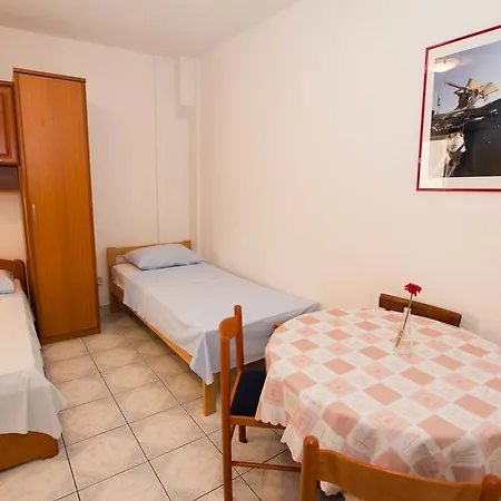 Apartments Bartul Sucuraj Exterior photo