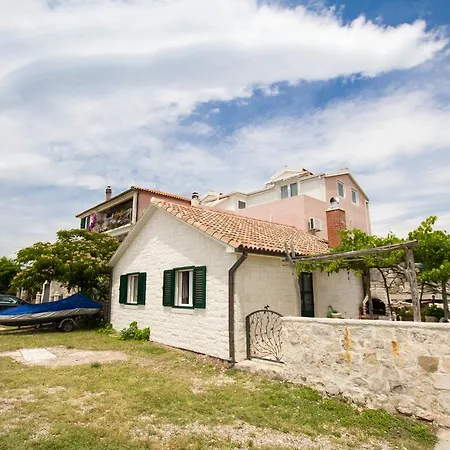 Apartments Bartul Sucuraj Exterior photo