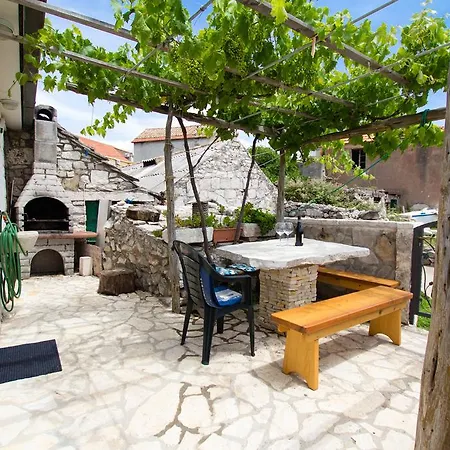 Apartments Bartul Sucuraj Exterior photo