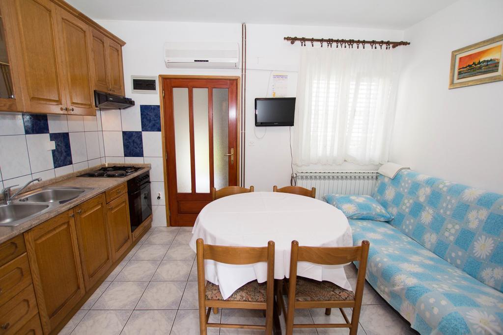 Apartment Bartul *
